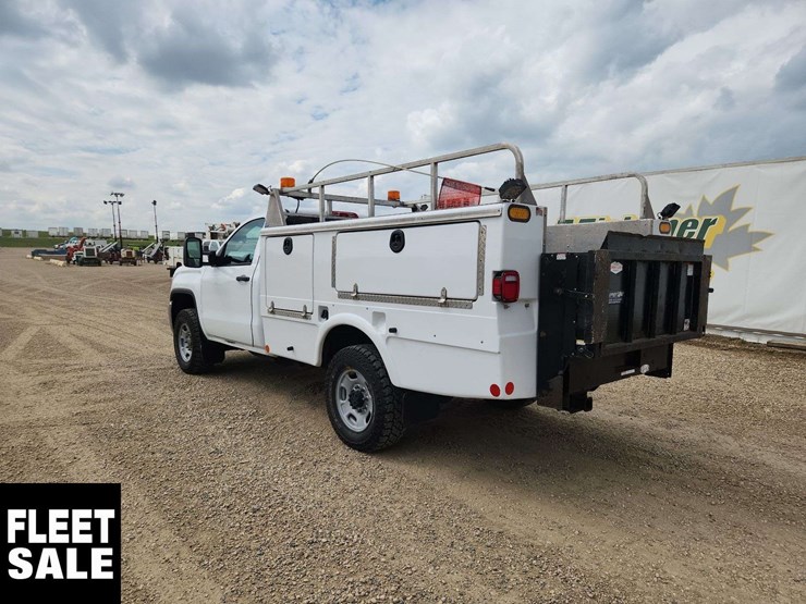 2019-gmc-sierra-2500hd-image-3