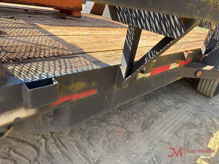 2017-a-&-f-trailer-mfg-20'x7'-equipment-trailer-image-11