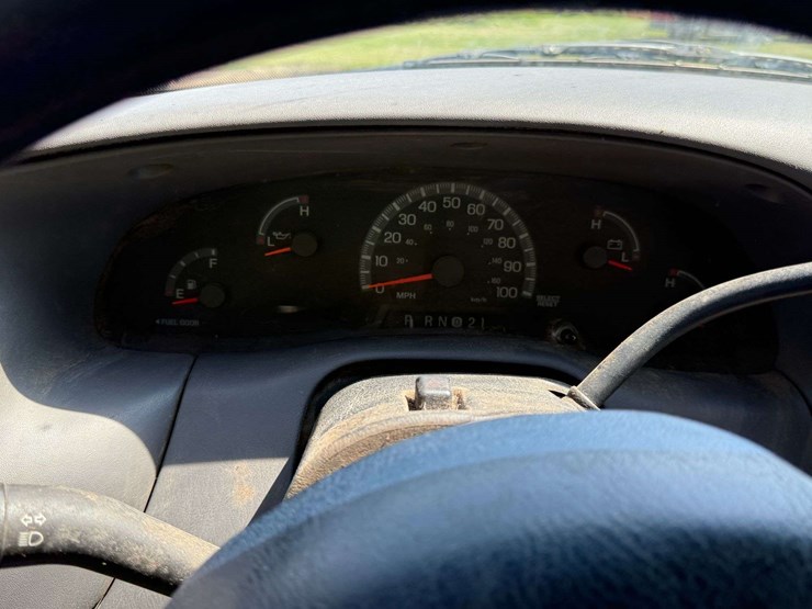 1999-ford-f150-image-23