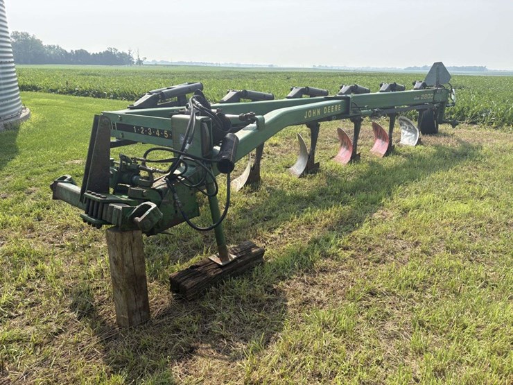 john-deere-2800-image-2