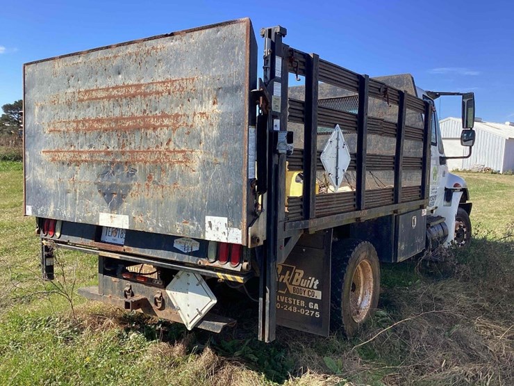 2003-international-durastar-4300-image-5