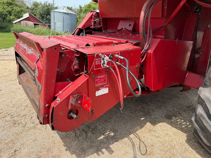1990-case-ih-1680-image-12