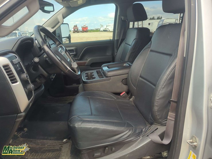 2015-gmc-sierra-3500hd-image-10