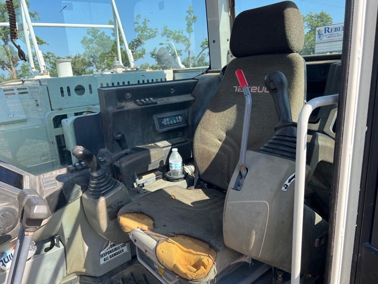 takeuchi-tb2150-image-35