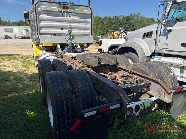 1997-kenworth-day-cab-truck-tractor-image-24