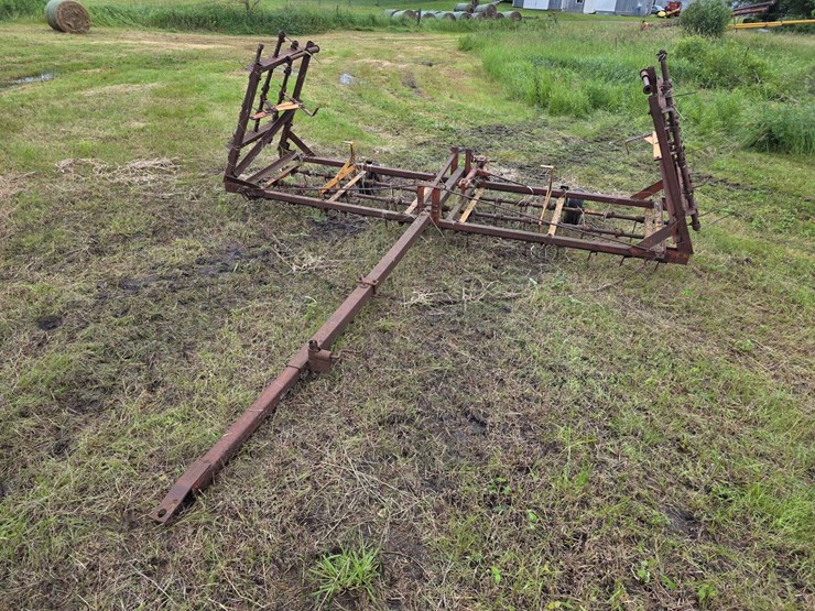 approx-20’-coil-tine-pony-cart,-3-bar-image-2