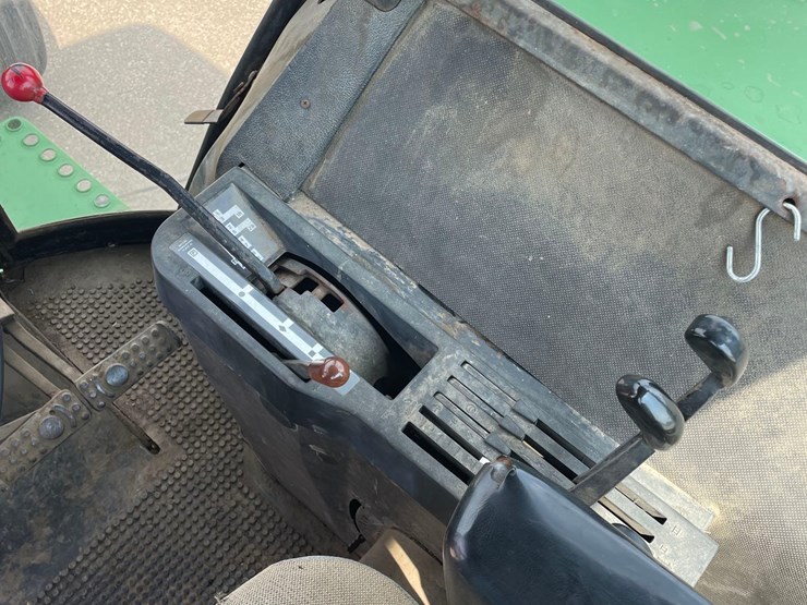 john-deere-4230-image-44