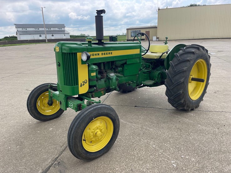 john-deere-420-image-1