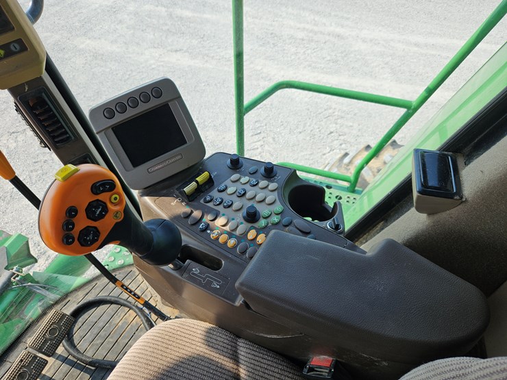 2008-john-deere-9670-sts-image-11
