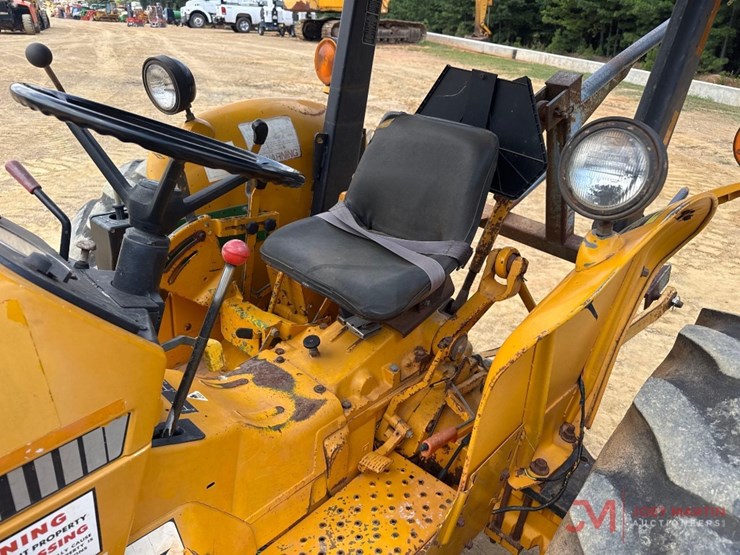 john-deere-2155-image-19