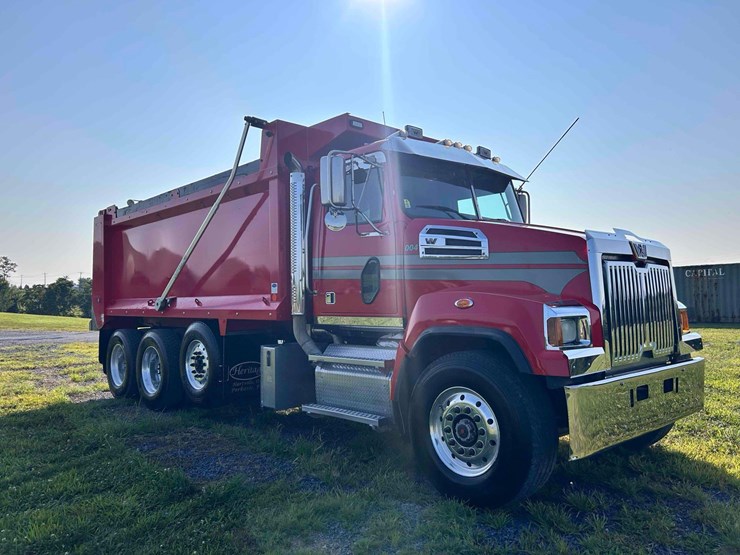 2019-western-star-sf4700-dump-truck-image-3