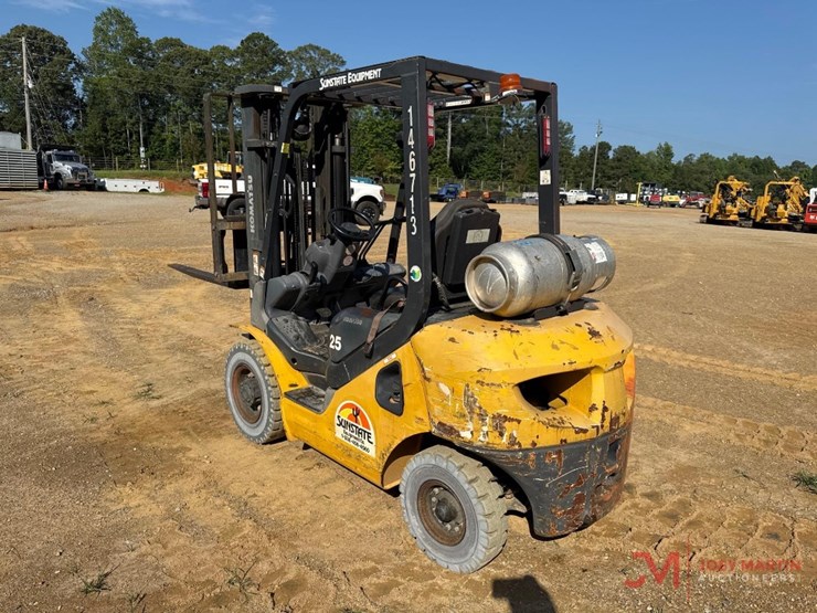 komatsu-fg25ht-16-image-3