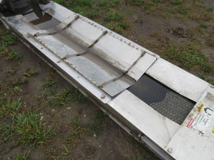 kraus-drive-over-fertilizer-conveyor-image-3