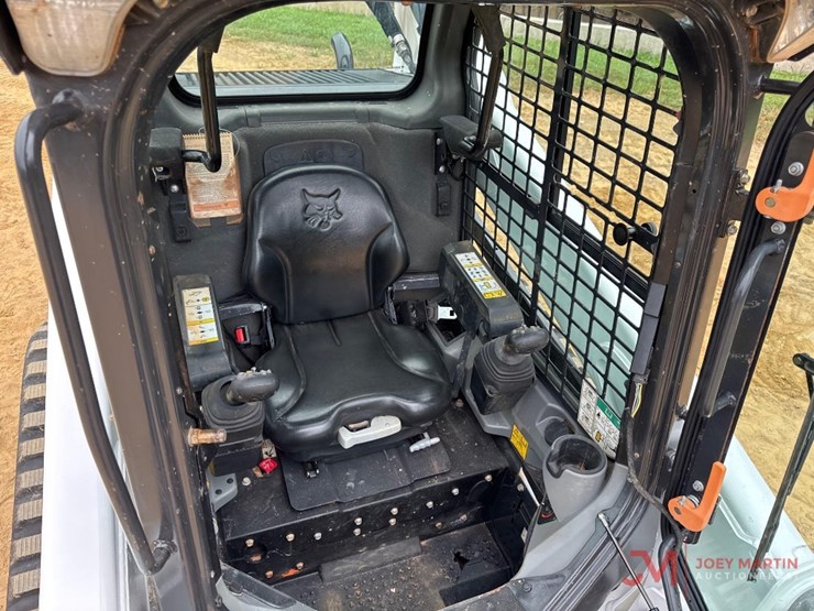 2023-bobcat-t595-image-13