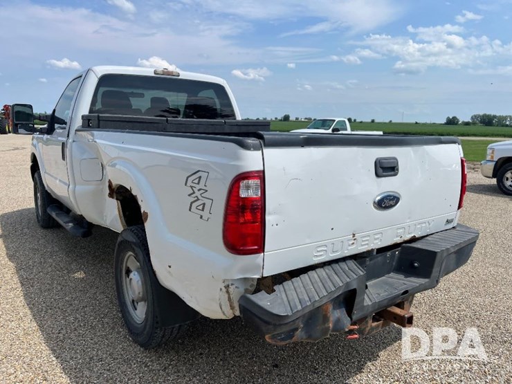 2011-ford-f250-image-14
