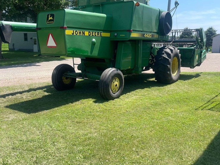 1978-john-deere-4420-image-13
