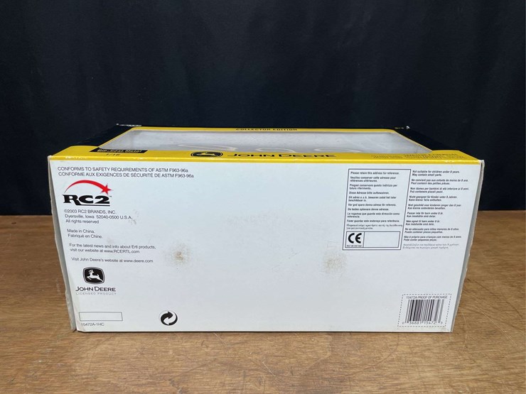 1/16-john-deere-2010-crawler-collector-nib-ertl-image-8