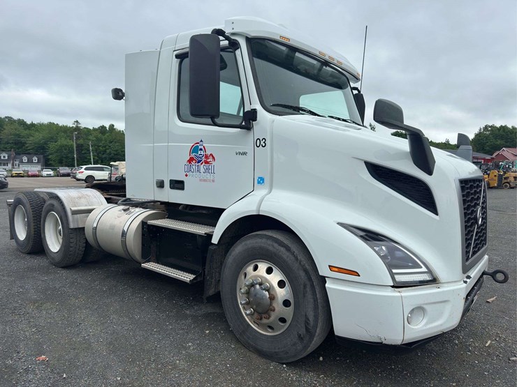 2018-volvo-vnr-t/a-daycab-image-2