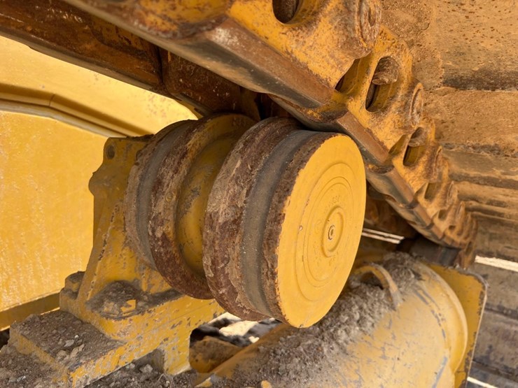 2019-caterpillar-d6t-lgp-image-16