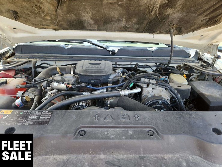 2012-chevrolet-silverado-3500hd-image-19
