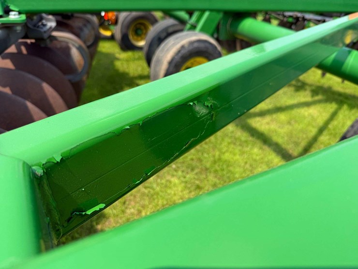 2013-john-deere-2623-image-34