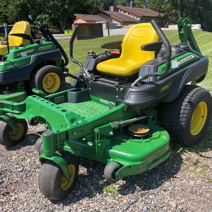 2020 JOHN DEERE 2020