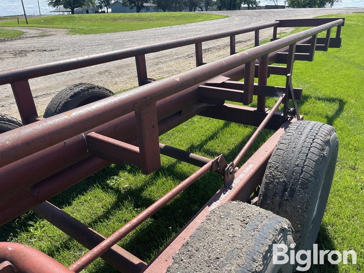 red-rhino-40'-gooseneck-hay-trailer-image-12