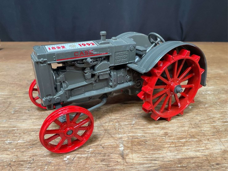 1/16-case-l-1992-wisconsin-state-fair-nib-ertl-image-2