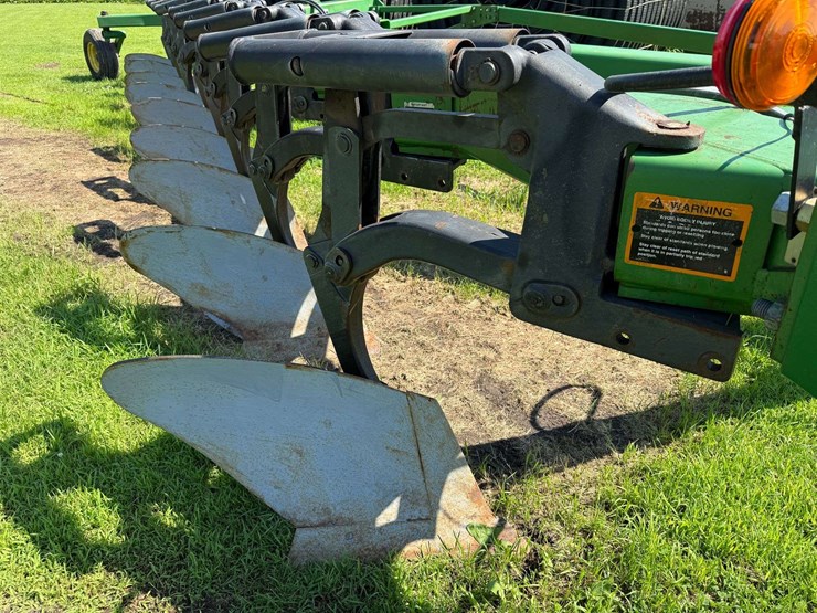 john-deere-3710-image-13