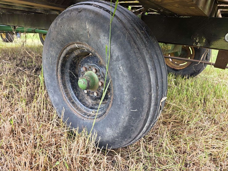 john-deere-running-gear-with-rack,-rack-will-need-work,-11l-15-tires-on-6-bolt-rims,-extendable-hitc-image-10