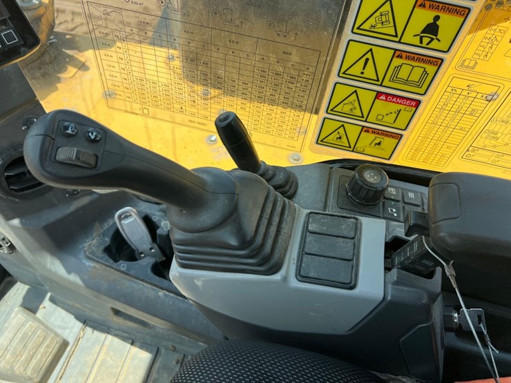 2019-caterpillar-308-cr-image-34