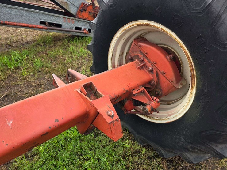 axle-with-(2)-18.4-26-tires-on-8-bolt-rims,-buying-all-for-one-money-image-9