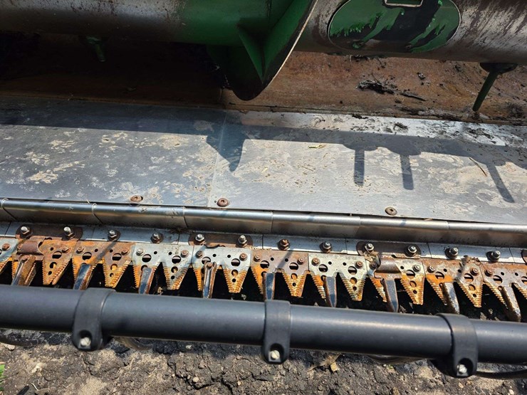 john-deere-630f-image-24