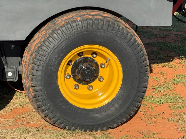 2020-new-holland-big-baler-340-image-12