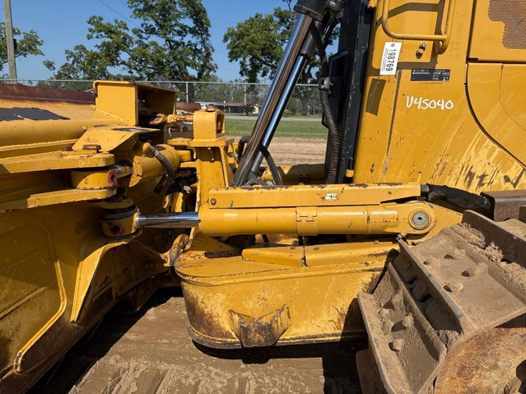 caterpillar-d6t-xl-image-20