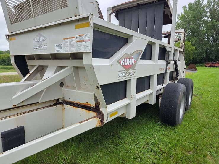 kuhn-knight-2054-image-8