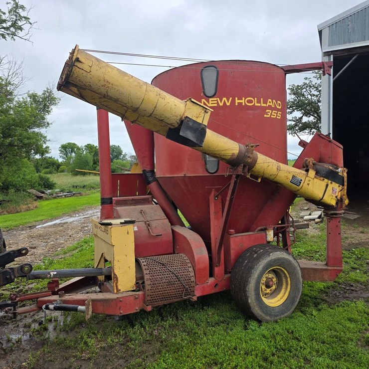 NEW HOLLAND 355