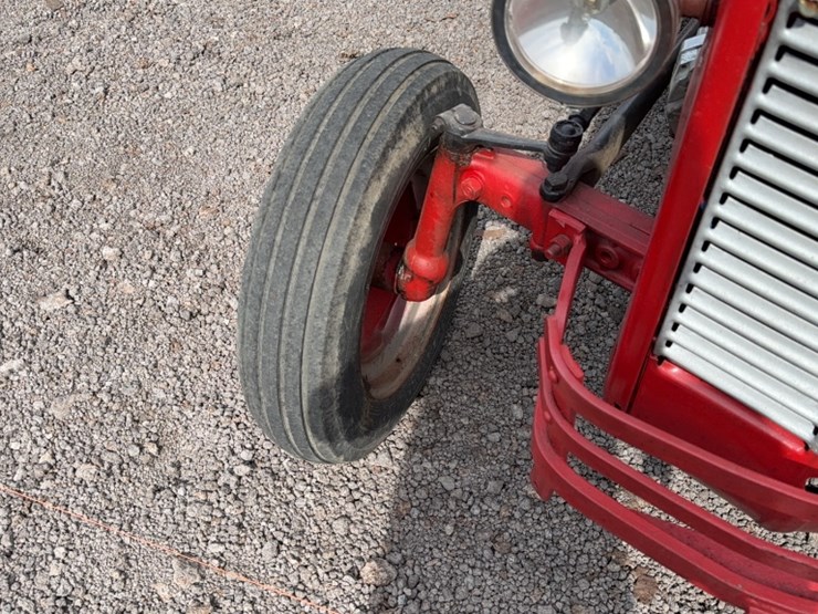 #3052-•-massey-ferguson-35-tractor-image-5