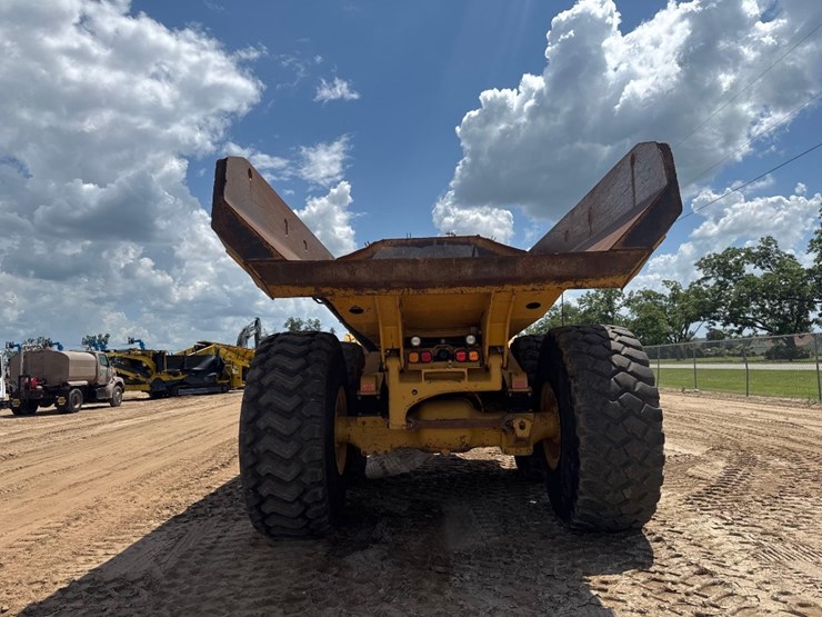 caterpillar-740b-image-7