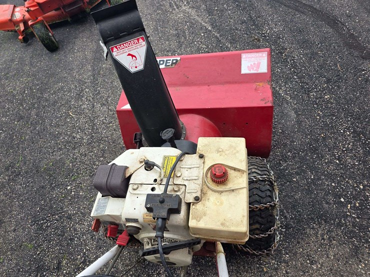 snapper-1030-walk-behind-snow-blower,-self-propelled,-electric-start,-tecumseh-cast-iron-engine,-lig-image-19