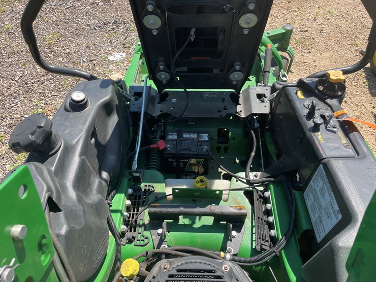 2022-john-deere-la-image-20