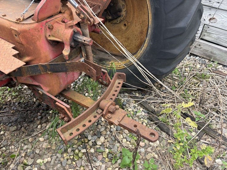 massey-ferguson-44-image-4