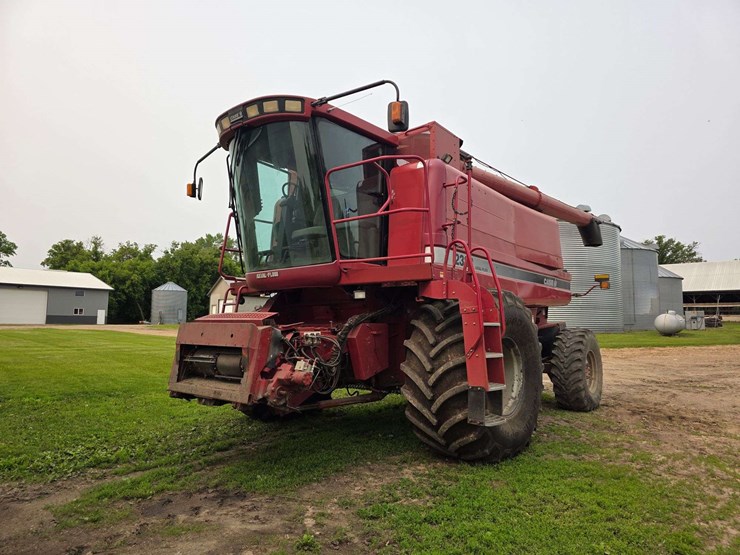 2002-case-ih-2388-image-2