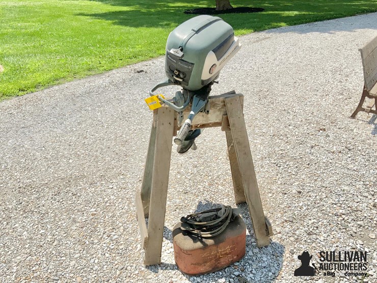 1957-evinrude-fisherman-5.5-outboard-motor-image-7