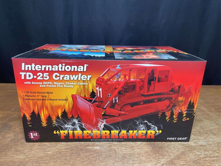 1/25-ih-td-25-crawler-firebreaker-nib-1st-gear-image-8