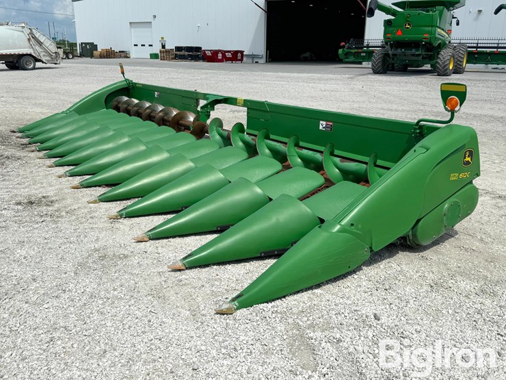 2011-john-deere-612c-image-1