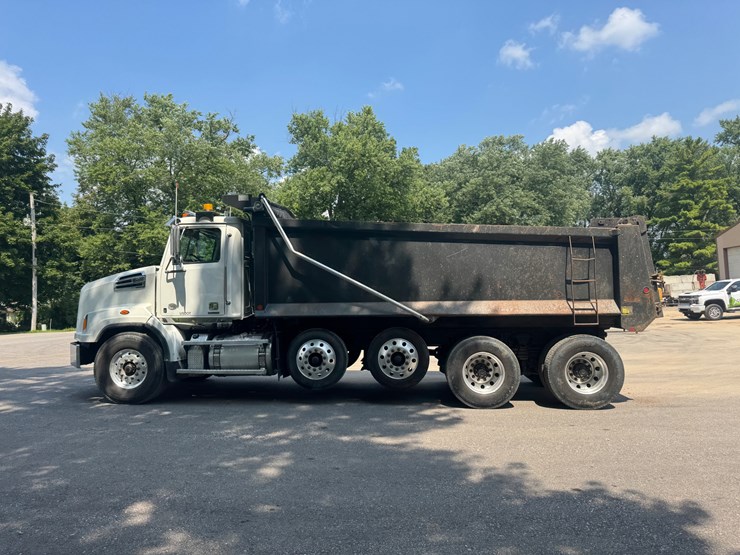 2018-western-star-4700sb-image-10