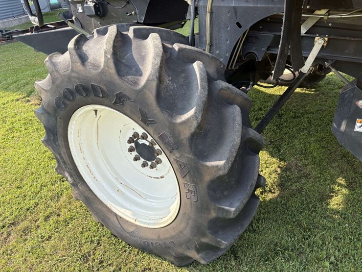 2003-new-holland-cr960-image-22