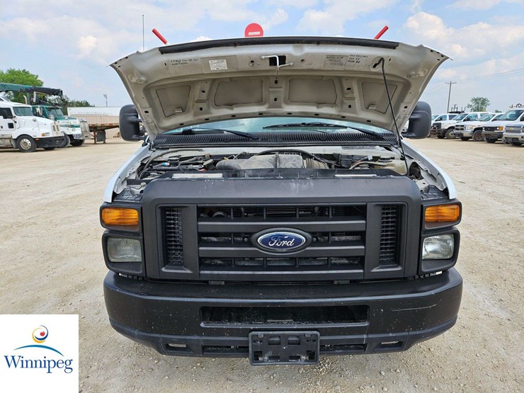 2008-ford-cargo-image-29