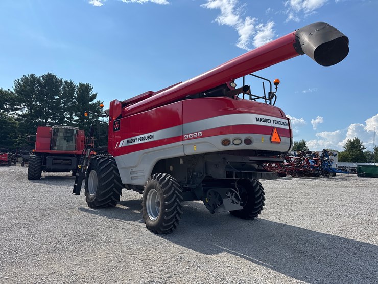 massey-ferguson-9695-image-3